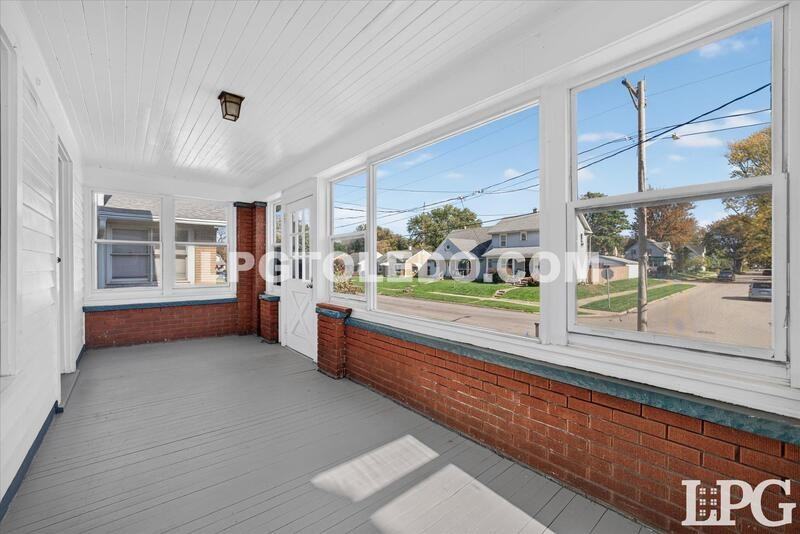 256 Decatur St - Photo 6 of 40