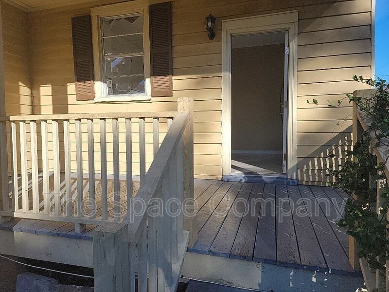 9 Francis St #B - Photo 2 of 11
