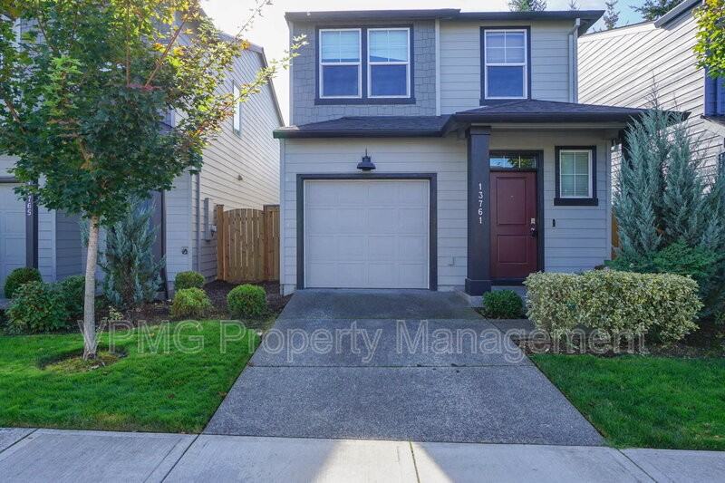 13761 Ne 66th Way - Photo 2 of 31