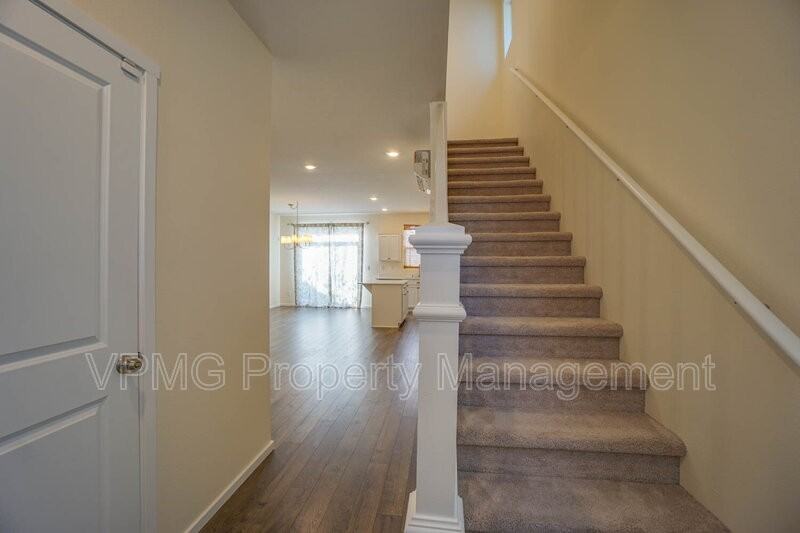13761 Ne 66th Way - Photo 6 of 31