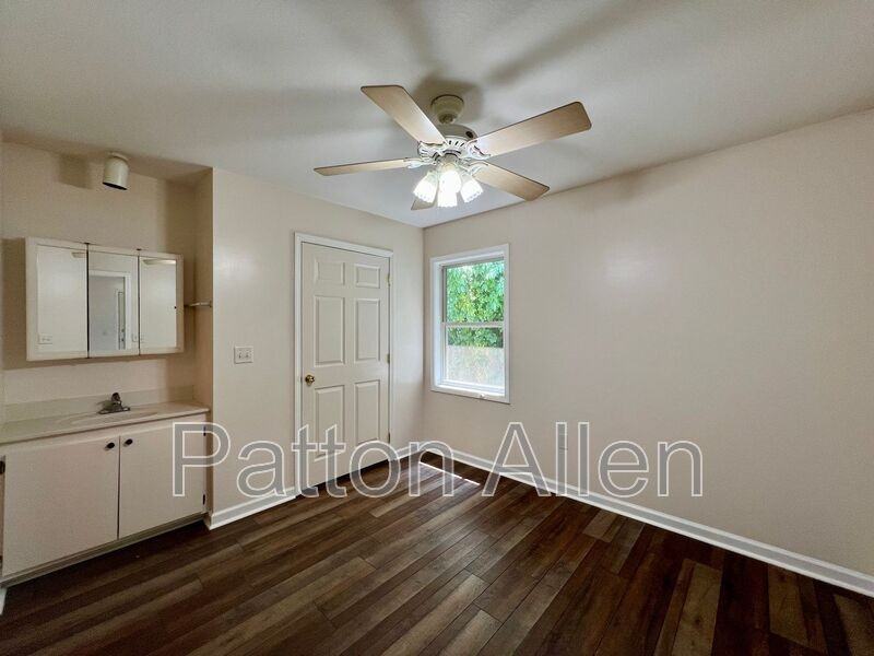 121 Citadel Dr #214 - Photo 7 of 11