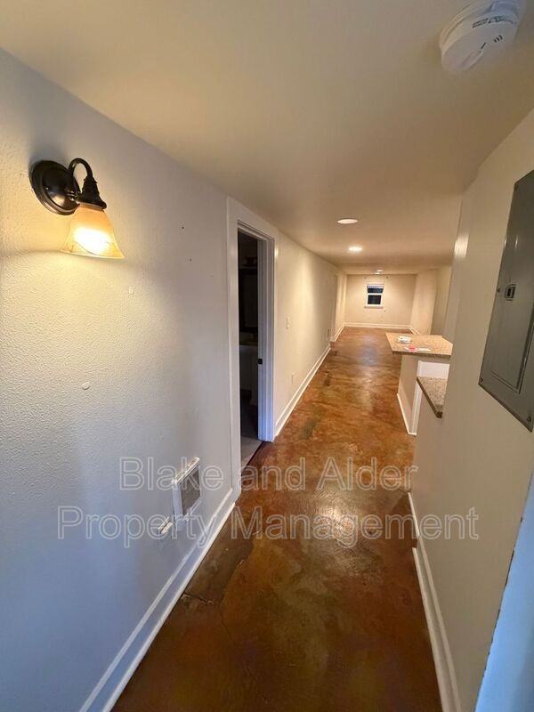 1121 Se Sherman St #B - Photo 3 of 13