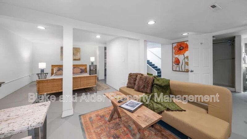 5936 Sw 30th Ave #B - Photo 4 of 10
