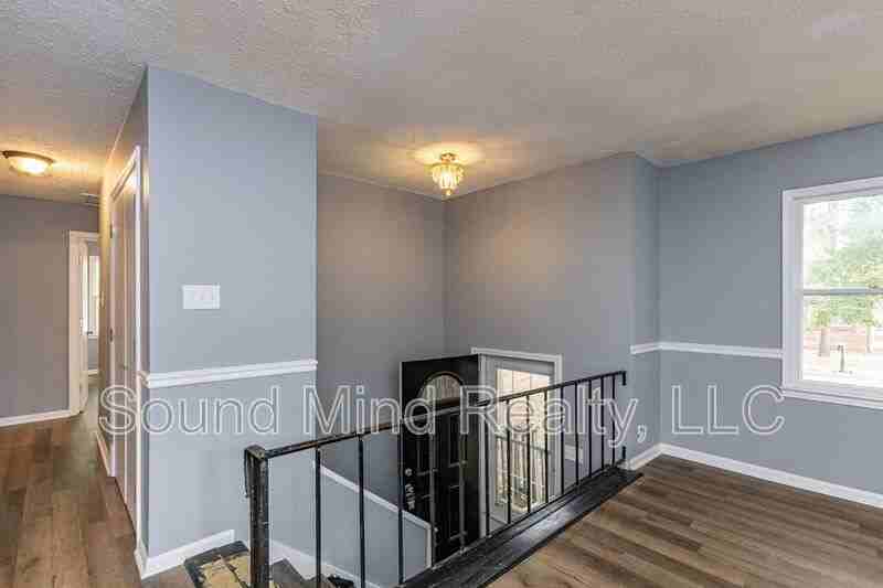 3112 Berry Ct #1 - Photo 5 of 30
