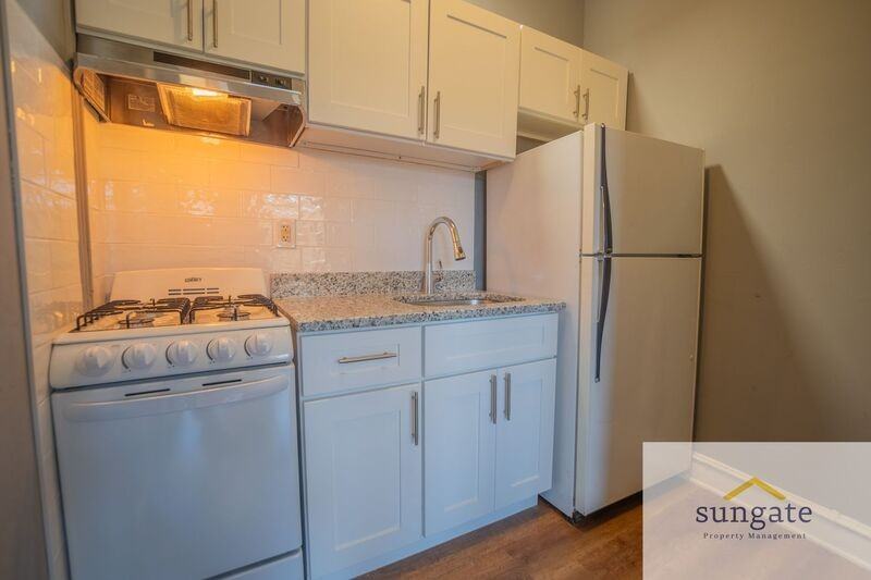 2635 N Charles St #3 - Photo 6 of 25