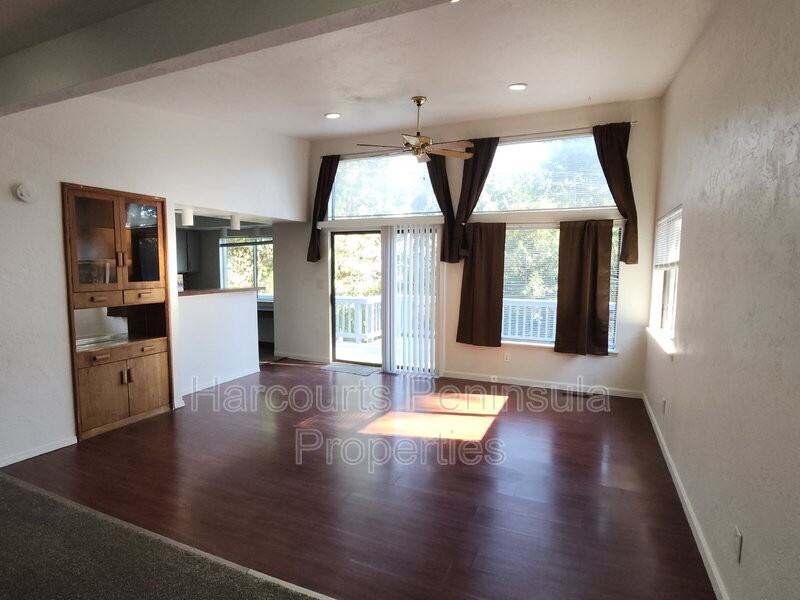 5691 Kitsap Way - Photo 7 of 19