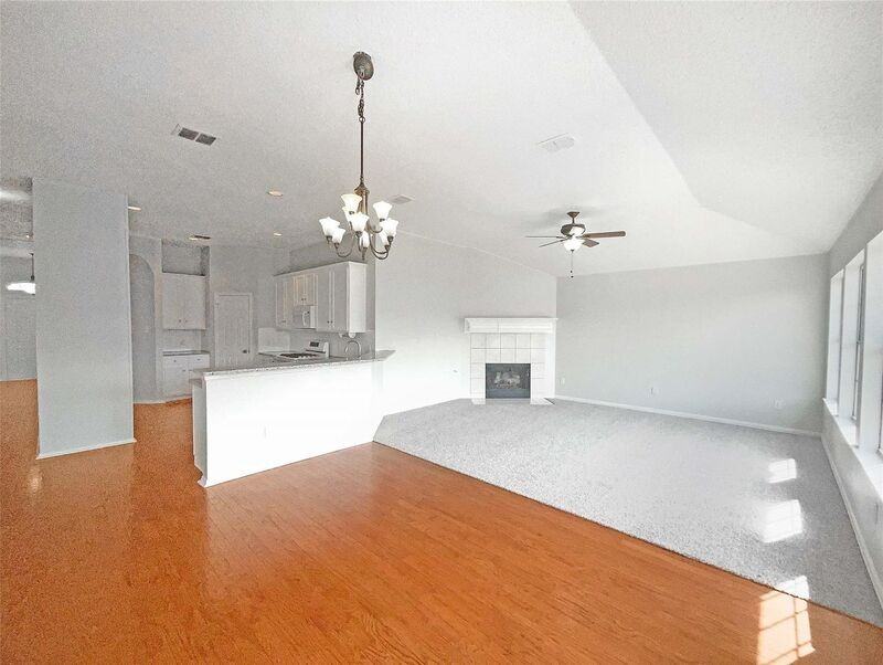 1216 Longhorn Dr - Photo 6 of 19