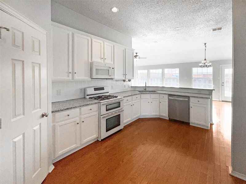 1216 Longhorn Dr - Photo 7 of 19