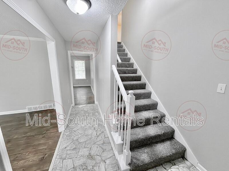 3508 E Rolling Woods Dr - Photo 4 of 29