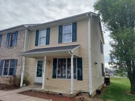 featured image of 1143 Commercial Ct