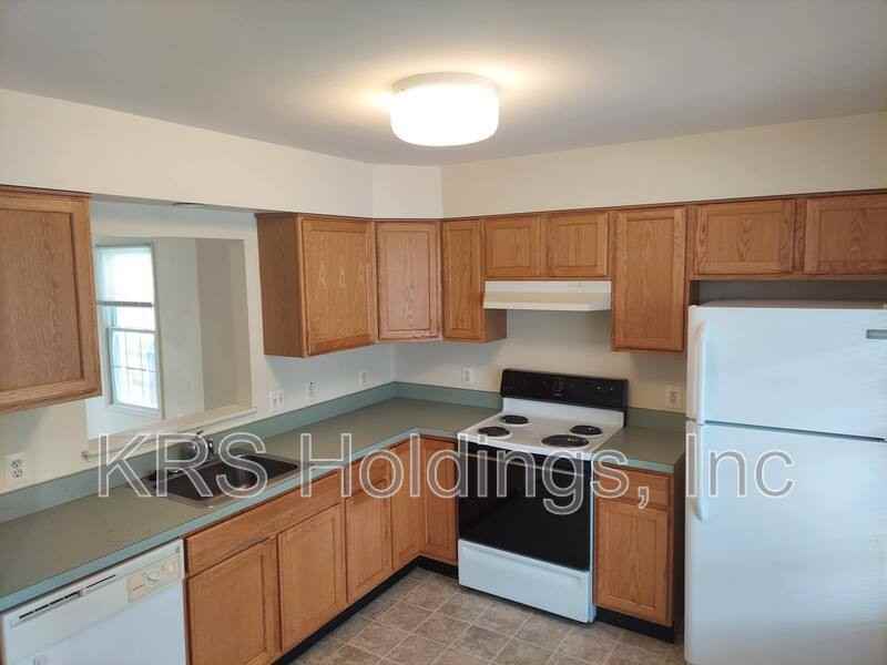 1143 Commercial Ct - Photo 5 of 12