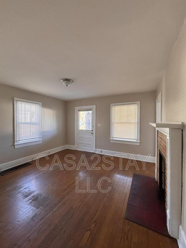 4218 Hazelwood Ave #1 - Photo 2 of 10