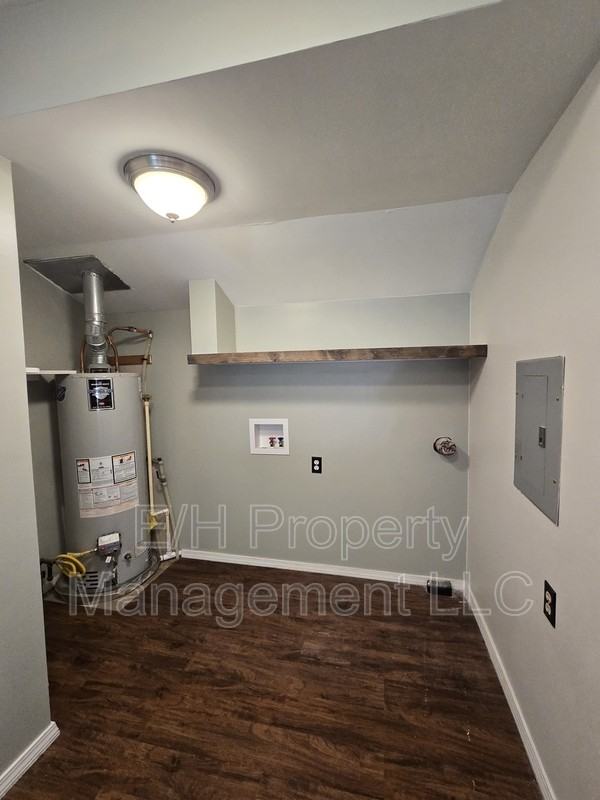 6525 S A St - Photo 7 of 17