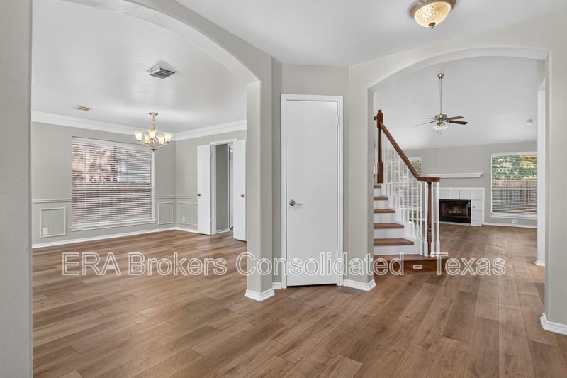 123 Alabaster - Photo 4 of 50