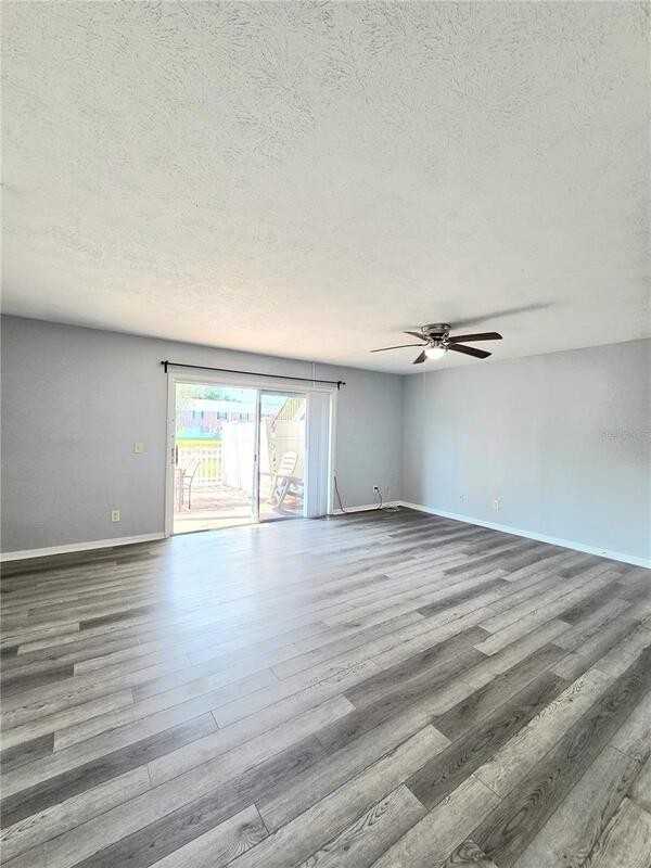 13690 Orange Sunset Dr - Photo 6 of 48