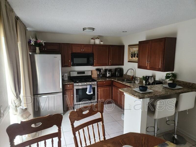 5026 Aventura Blvd - Photo 6 of 32