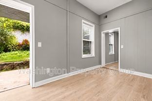 206 E 25th St #4 - Photo 1 of 1