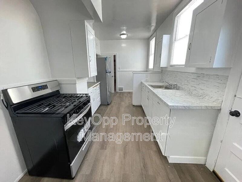 1666 24th Ave - Photo 7 of 17