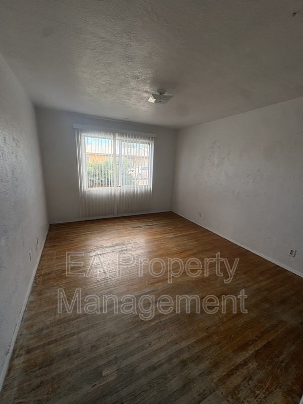 440 Alcazar St Se #A - Photo 3 of 9
