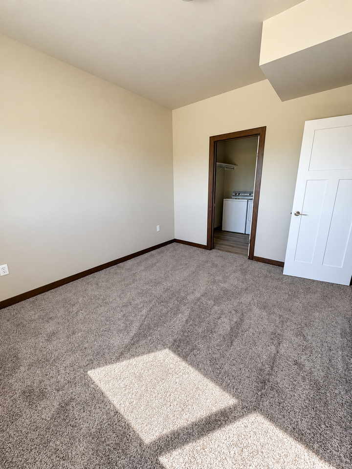 Sioux Center (CenterView Townhomes A) - Photo 7 of 28