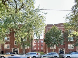 featured image of W Melrose St #1W