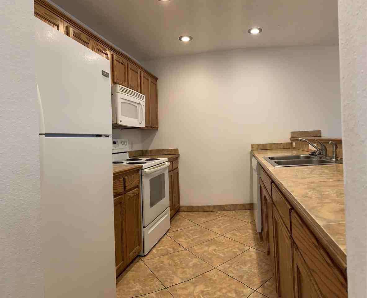 Chisum Apts, LLC - Photo 3 of 16