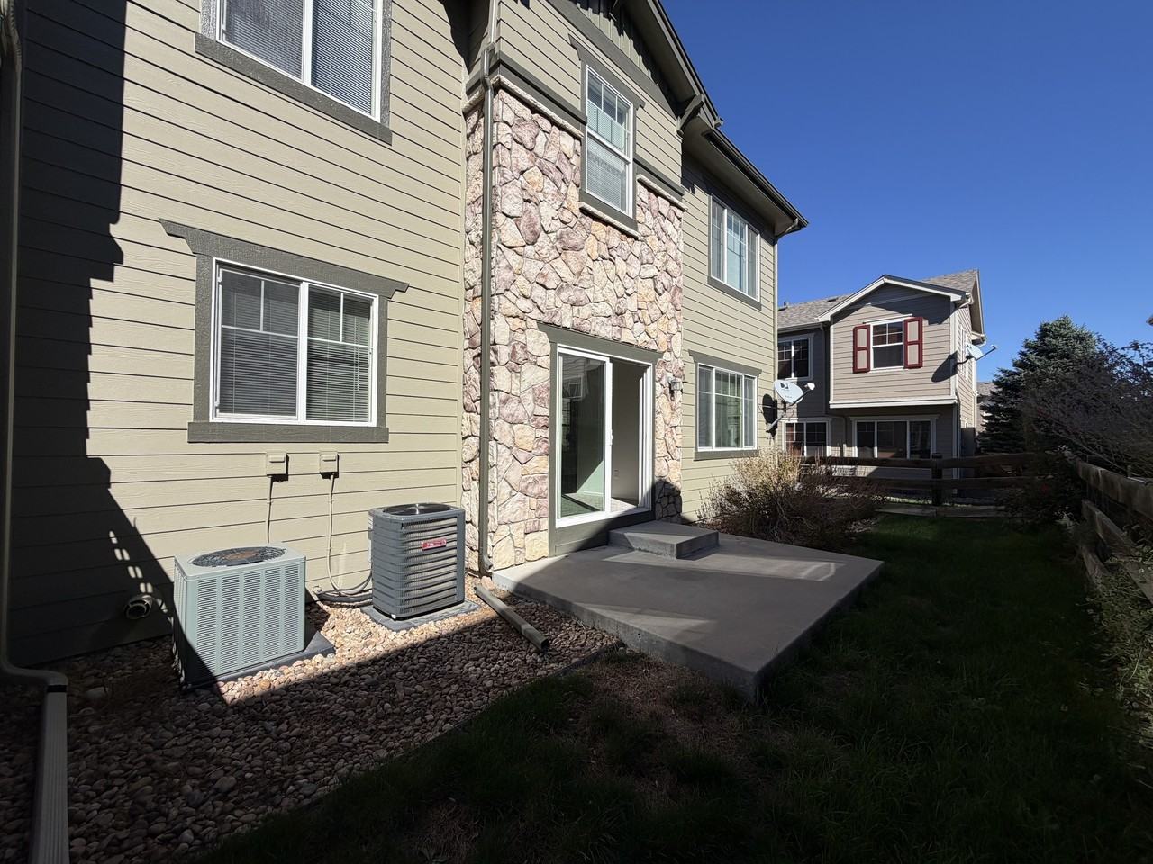 12944 GRANT CIR W - Photo 7 of 18