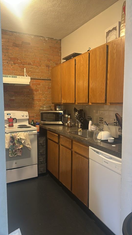696 Tremont St #4 - Photo 5 of 24