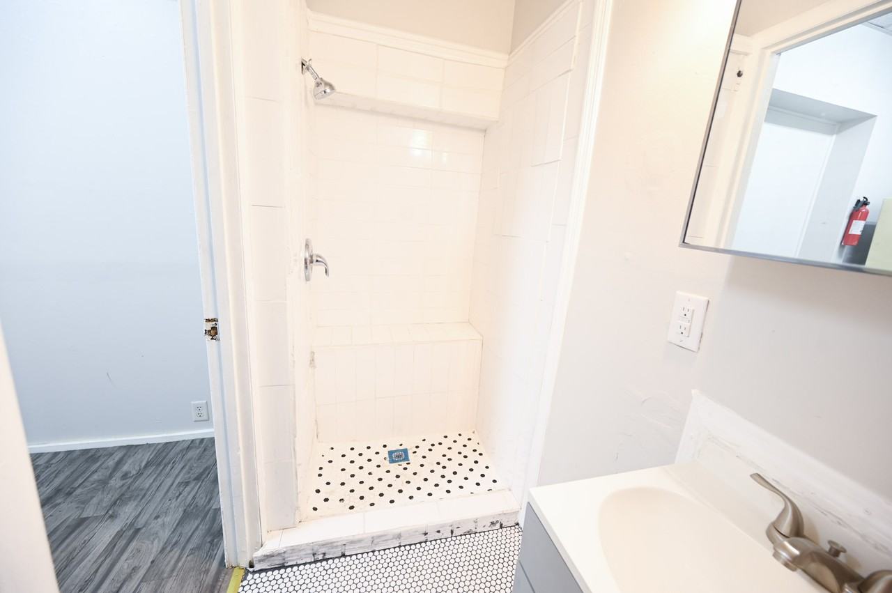 Gilmore ST A 1504 - Photo 6 of 9