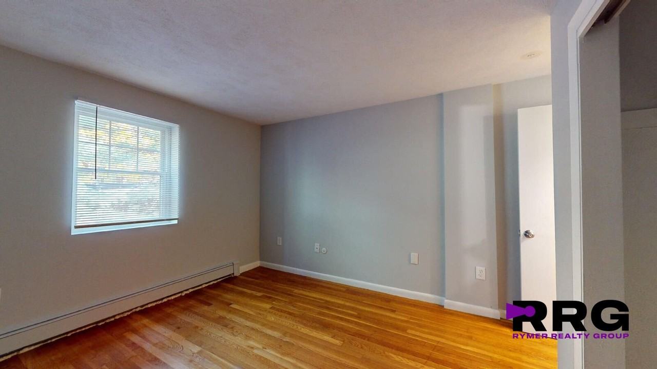 Mill St #2 - Photo 5 of 13