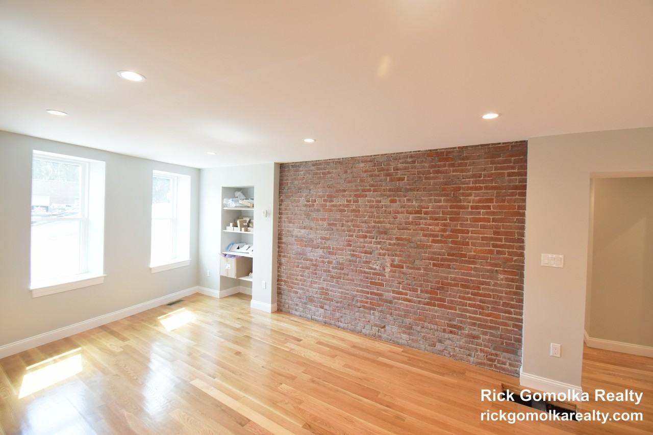 173 Prospect St - Photo 4 of 19