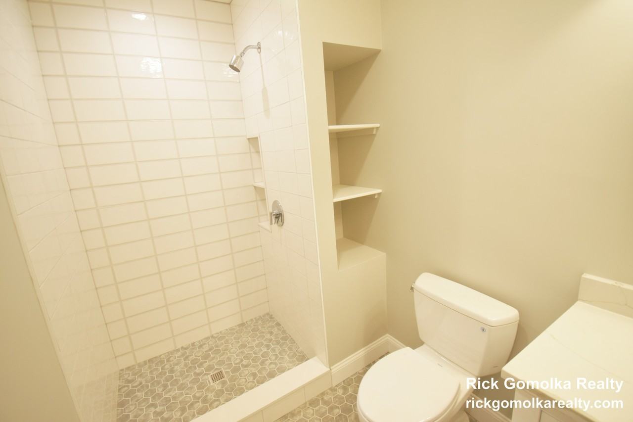 173 Prospect St - Photo 5 of 19