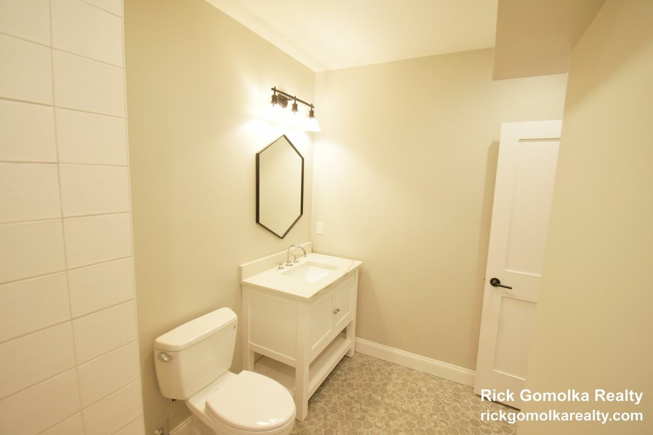 173 Prospect St - Photo 6 of 19