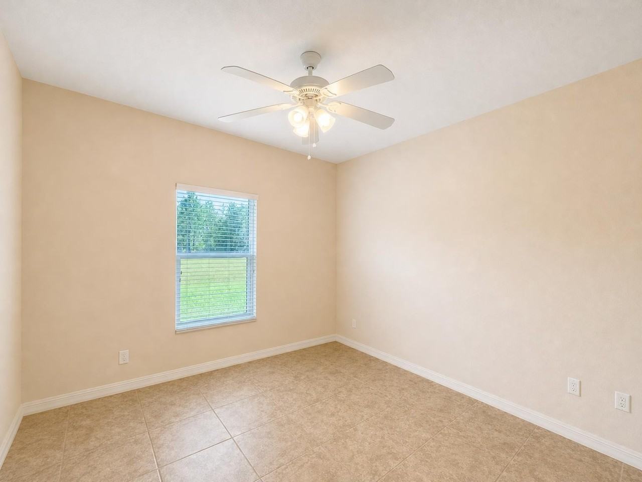 26172 Explorer Rd - Unit 1 - Photo 5 of 11