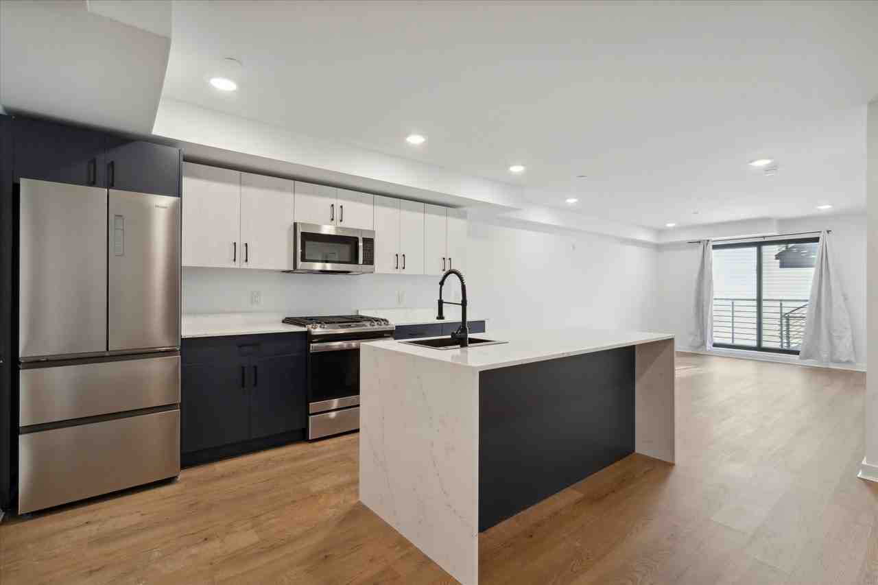 1951 Point Breeze Avenue - Photo 3 of 35