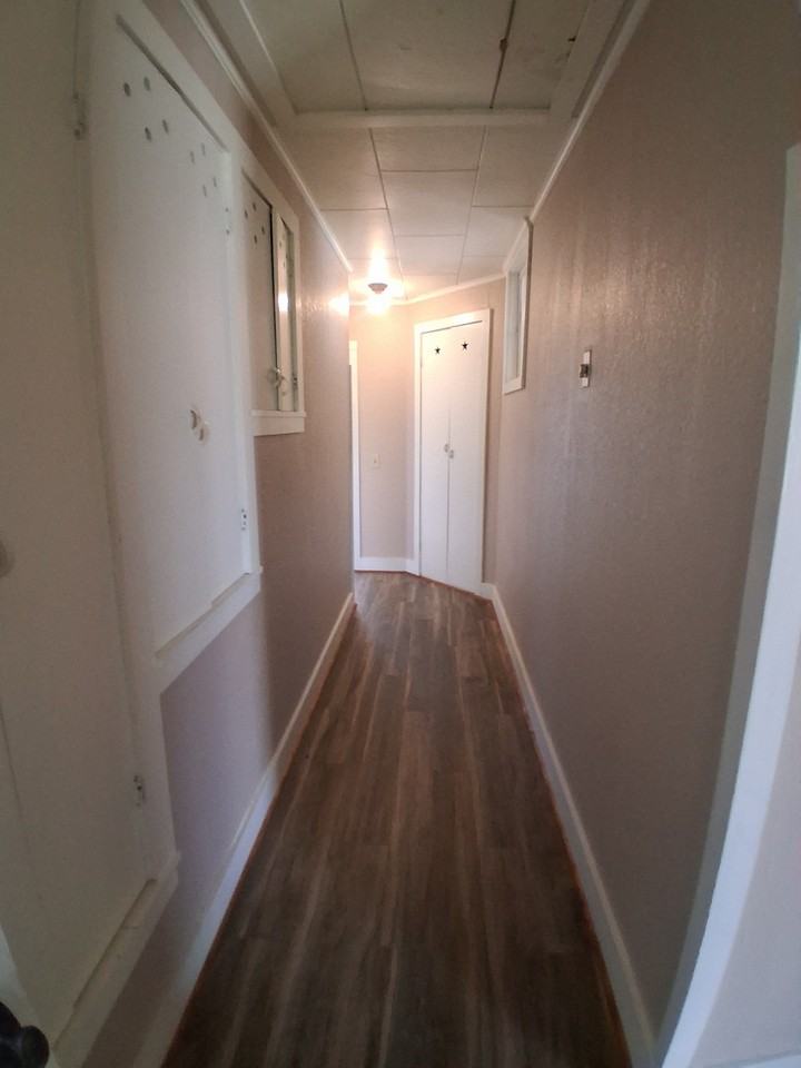 308 South Rogers Street - Photo 6 of 10