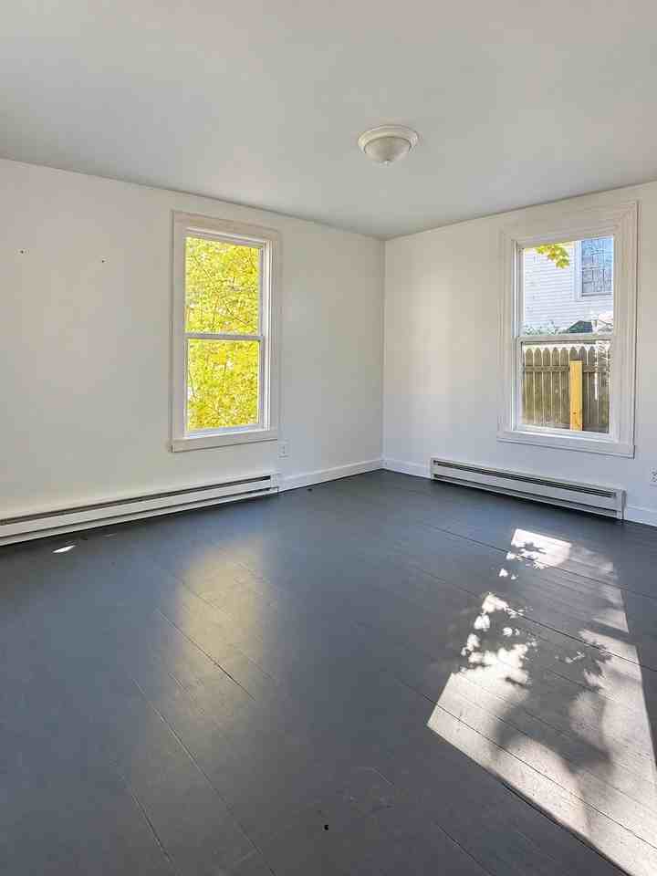 120 Limerock Street - Photo 2 of 14