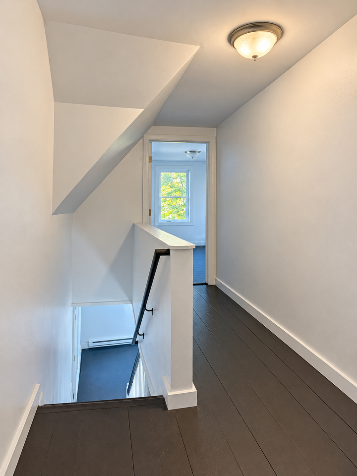 120 Limerock Street - Photo 7 of 14