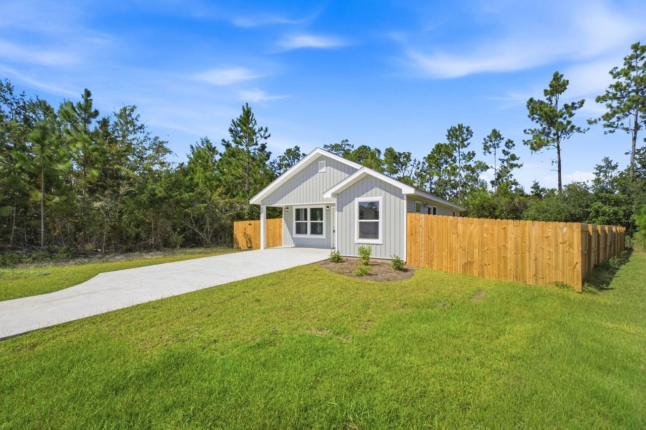 7209A Lake Suzzanne Ln - Photo 3 of 29