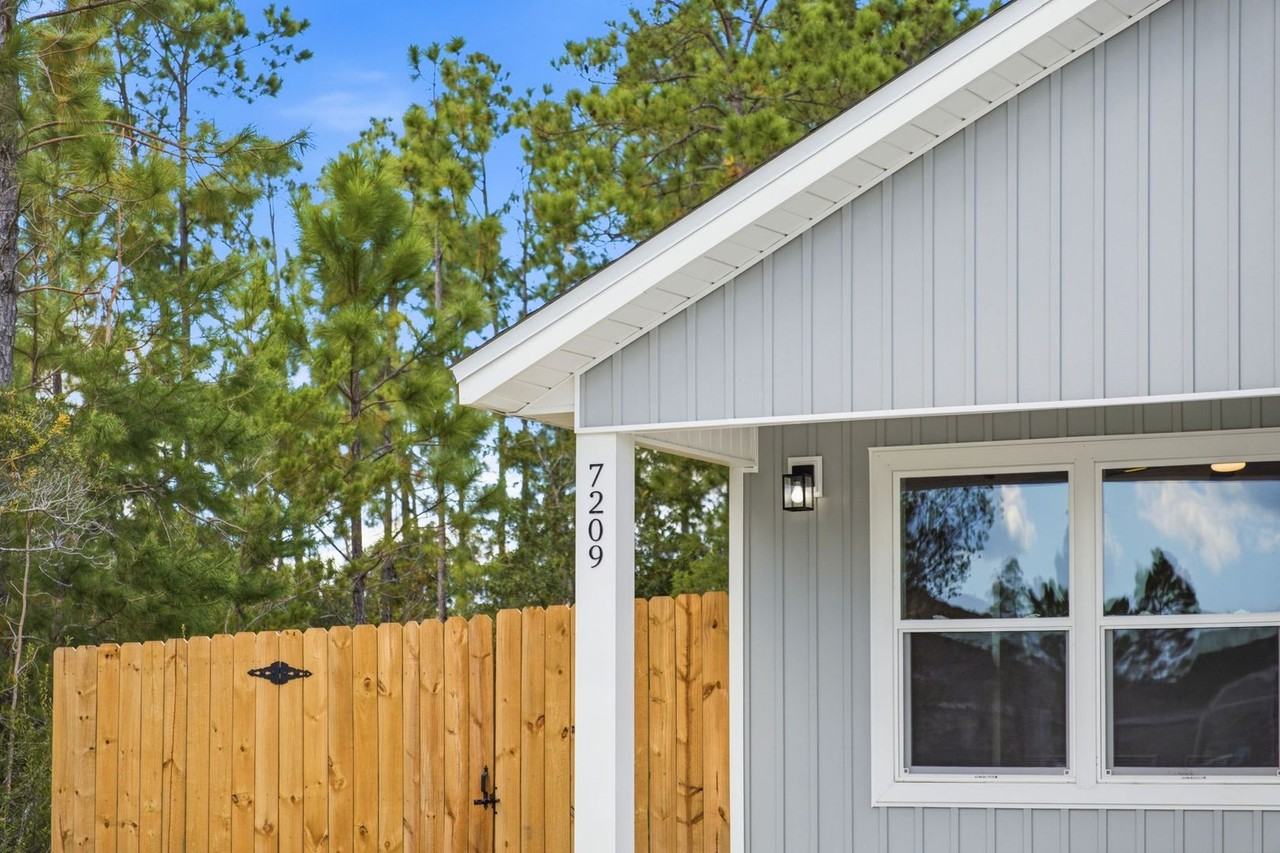 7209A Lake Suzzanne Ln - Photo 5 of 29