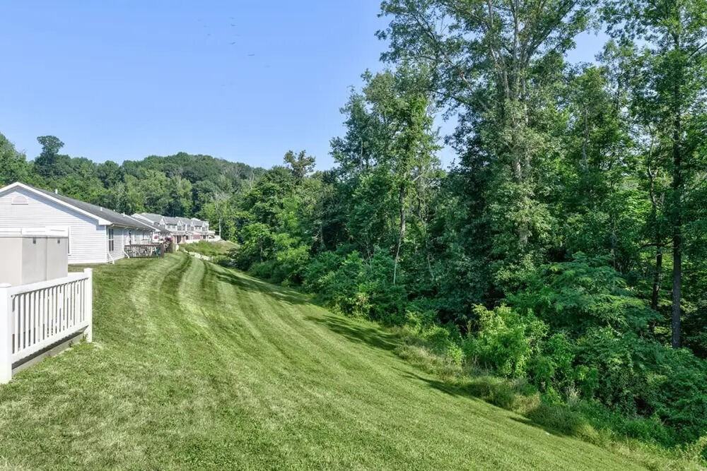 Clover Ridge - Photo 4 of 31