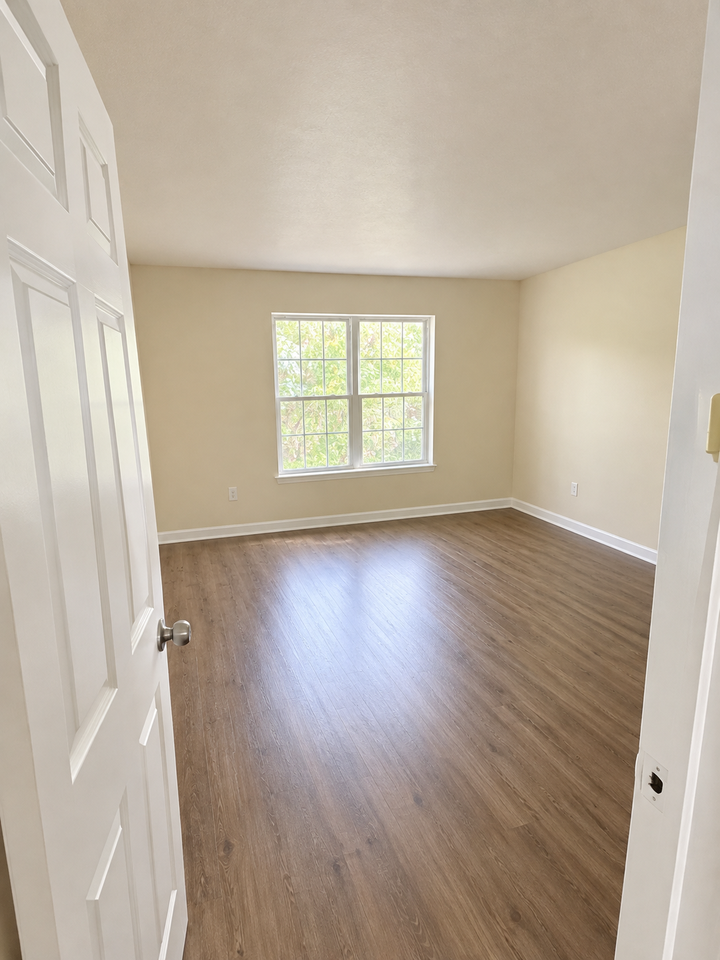 24 West Campbell Road - Photo 2 of 10