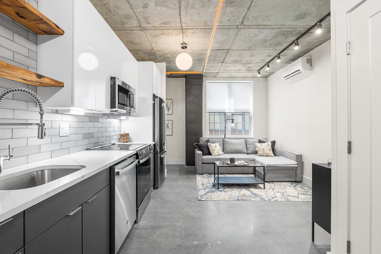 Gotham North - Photo 6 of 15