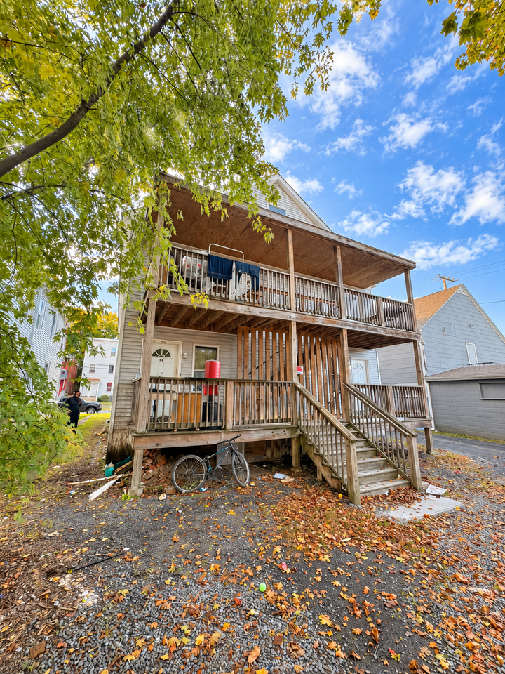 216 Winnikee Avenue #1a - Photo 4 of 19