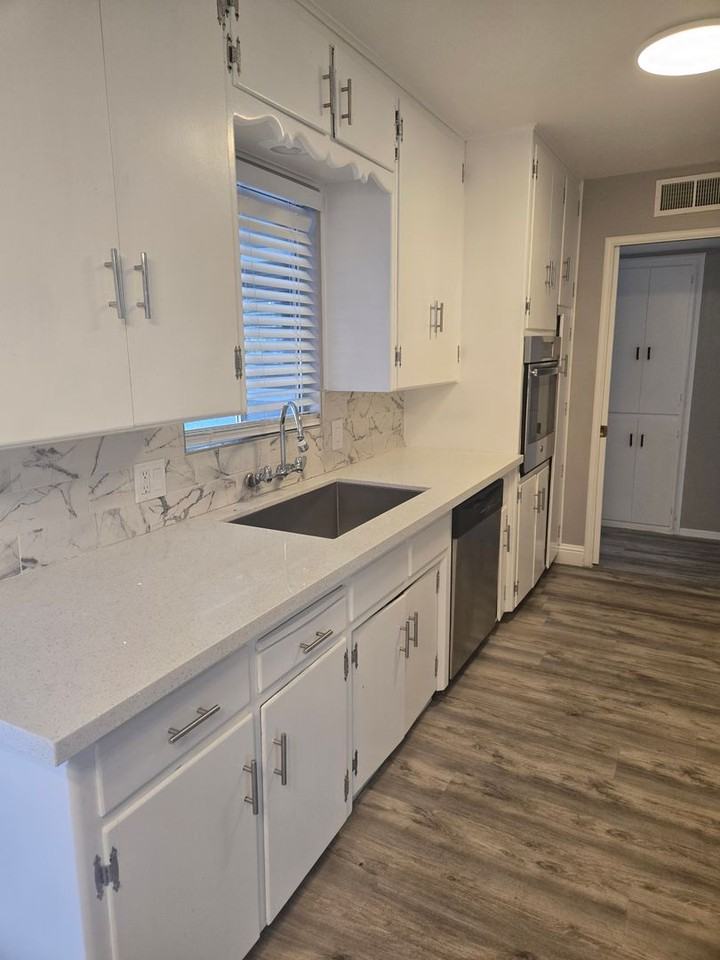 2227 S Terrace St - Photo 5 of 14