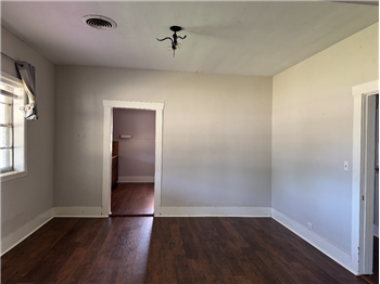 845 W Texas Ave - Photo 5 of 13
