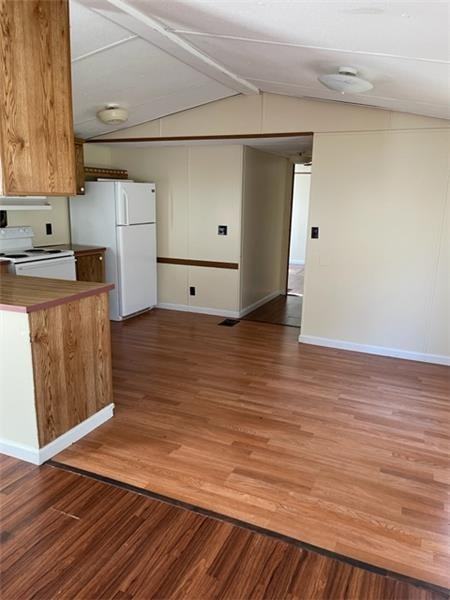131 Oxford Ln - Photo 6 of 12