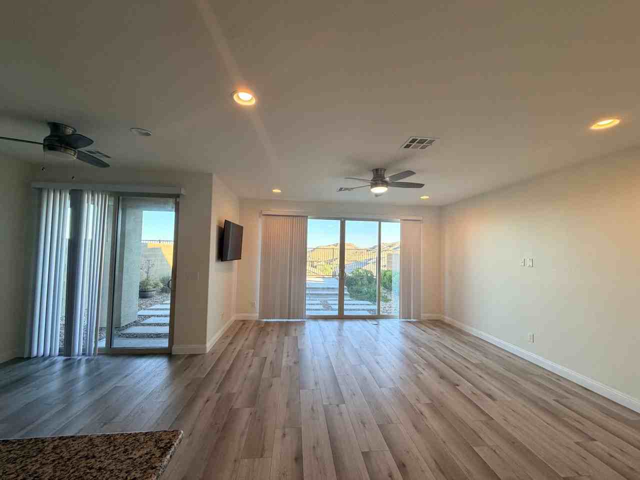 12524 Skylight View St - Photo 4 of 22