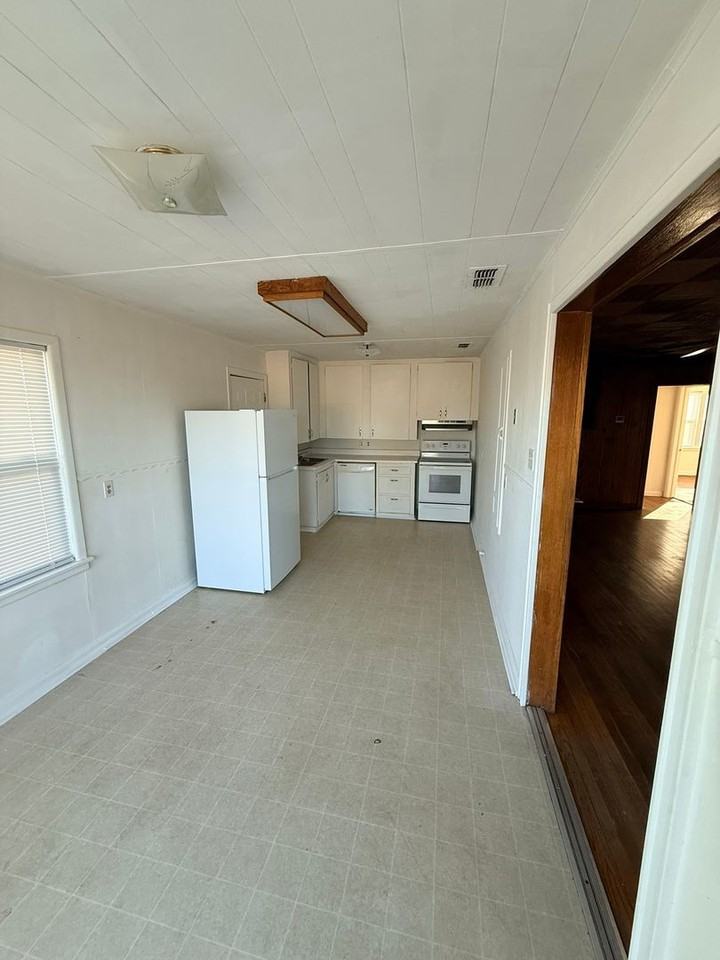 2399 Old Anson Rd - Photo 2 of 18