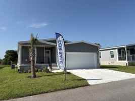 featured image of 34652 Ballyhoo Dr
